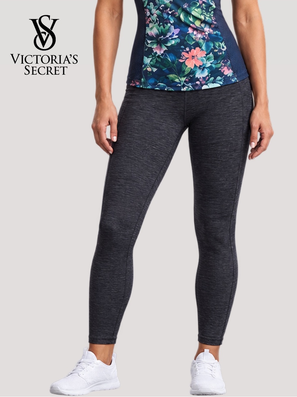 Leggings • NWOT
Victoria's Secret • Essential High-Rise Pocket Leggings - Large
